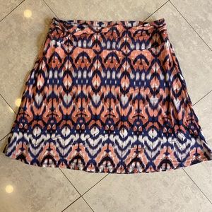 Cute patterned stretchy skirt